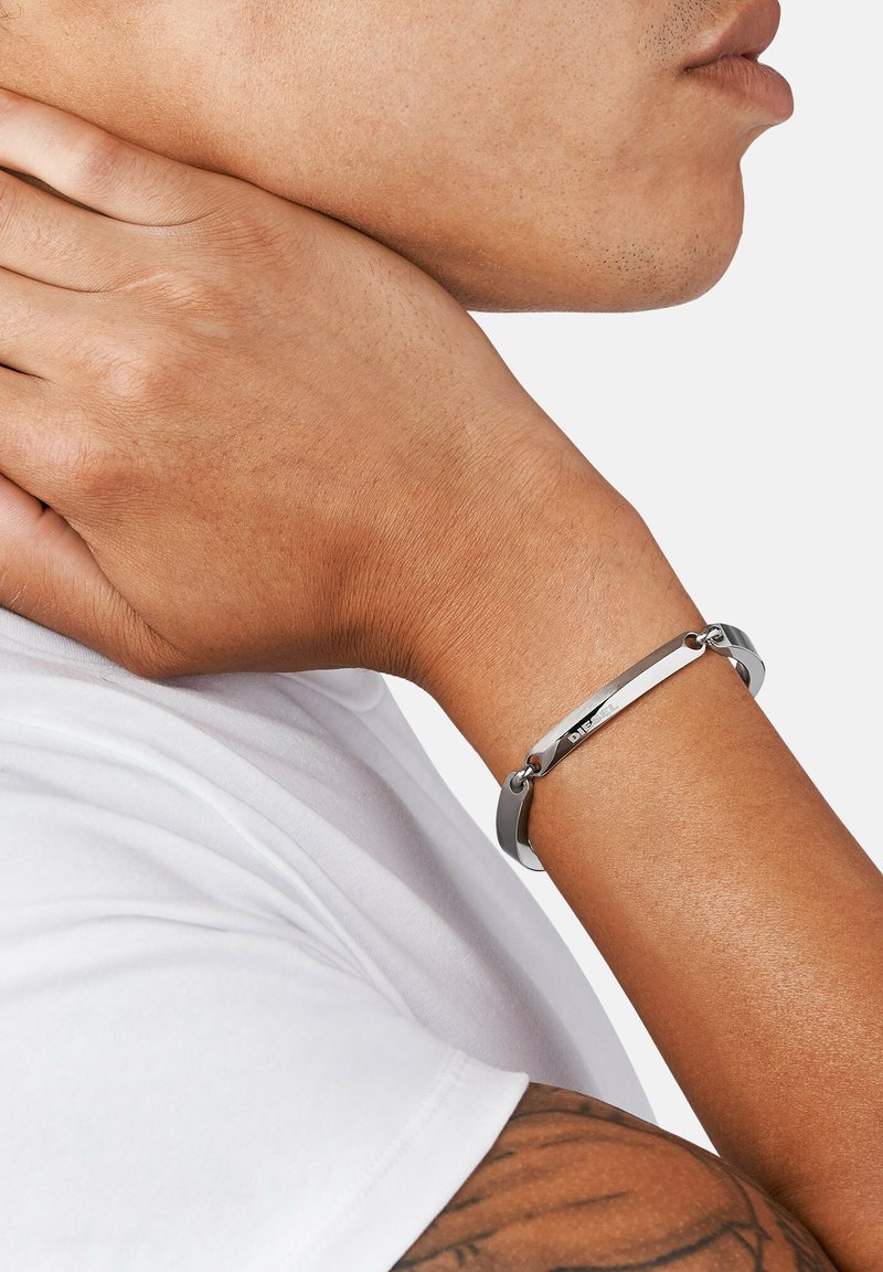 Diesel DX1437931 Bracciale a Catena Uomo in Acciaio Inossidabile