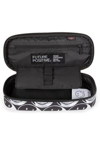 Eastpak UNISEX czarny