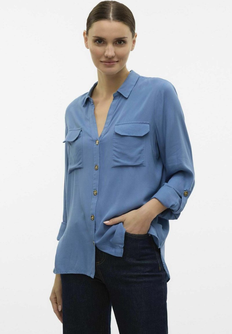 Vero Moda VMBUMPY L/S NEW NOOS - Button-down blouse - china blue