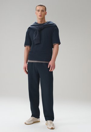 Next, REGULAR FIT - OPEN RICH HEAVYWEIGHT JOGGERS . - Dresside alumine osa - navy blue
