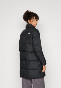 Wunderschne North Face Wintermantel Ebenbild