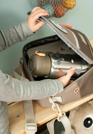 Done By Deer, INSULATED STRAW BOTTLE TINY TRAILS SAND 340 ML UNISEX - Trinkflasche - sand