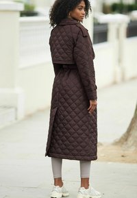 Next REGULAR FIT - Trenchcoat - burgundy red