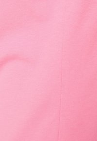 DRYKORN T-Shirt basic - pink