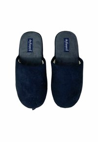 Pantofole slip-on in pelle scamosciata blu navy con tomaia in morbido tessuto, punta rotonda e soletta imbottita. Logo sulla soletta e design minimalista.