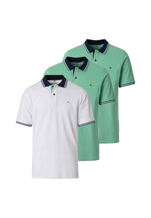 Drei kurzärmelige Poloshirts mit schwarzen Kragen und weiß gestreiften Bündchen, zwei in Hellgrün und eines in Weiß, vor weißem Hintergrund präsentiert.
