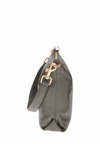 Borsa a tracolla in pelle verde oliva con finitura testurizzata, dotata di zip e accessori in tono oro e una tracolla removibile.
