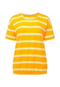 Camiseta amarilla con rayas blancas horizontales, escote redondo, mangas cortas y dobladillo inferior fruncido. Hecha de una tela suave y transpirable.