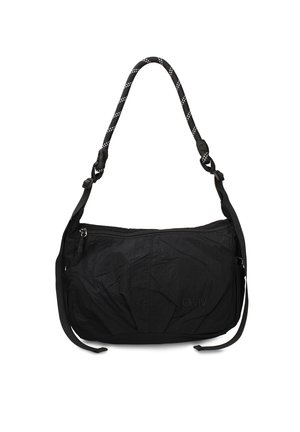 Sac d'épaule en nylon noir avec fermeture éclair, poignée tressée réglable avec des accents blancs, et sangle supplémentaire suspendue sur les côtés.