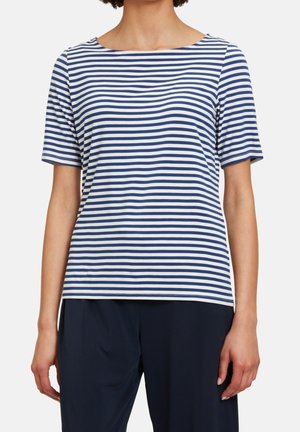 Marineblauwe en witte gestreepte t-shirt met korte mouwen, ronde halslijn, zachte stof, ontspannen pasvorm, naadloze manchetten en een zoom op heuphoogte.