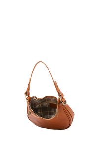 Borsa a tracolla in pelle color cuoio con una forma curvata, dotata di chiusura a zip, fodera interna a quadri e una tracolla corta regolabile con hardware decorativo.