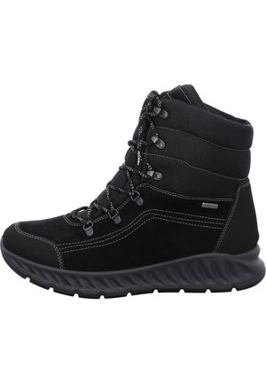 Schwarzer wasserdichter Wanderschuh mit Obermaterial aus Textil und Wildleder, runder Zehenform, gepolstertem Kragen und Gummisohle; verfügt über Metallösen und weiße Nähte.