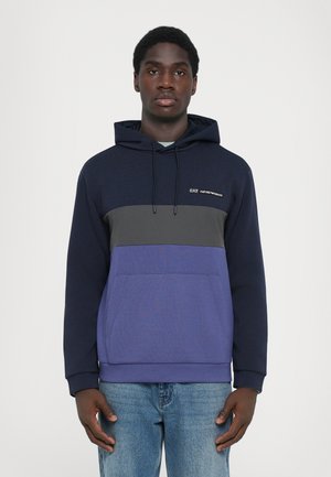 Sudadera en azul marino y gris de tejido mezclado, con un bolsillo frontal tipo canguro, capucha con cordón y diseño de bloques de color horizontal.