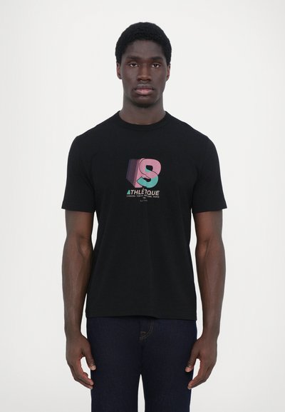 Czarny bawełniany t-shirt z kolorowym grafiką i napisem "ATHLÉTIQUE" w odcieniu turkusowym; klasyczny krój z krótkimi rękawami.