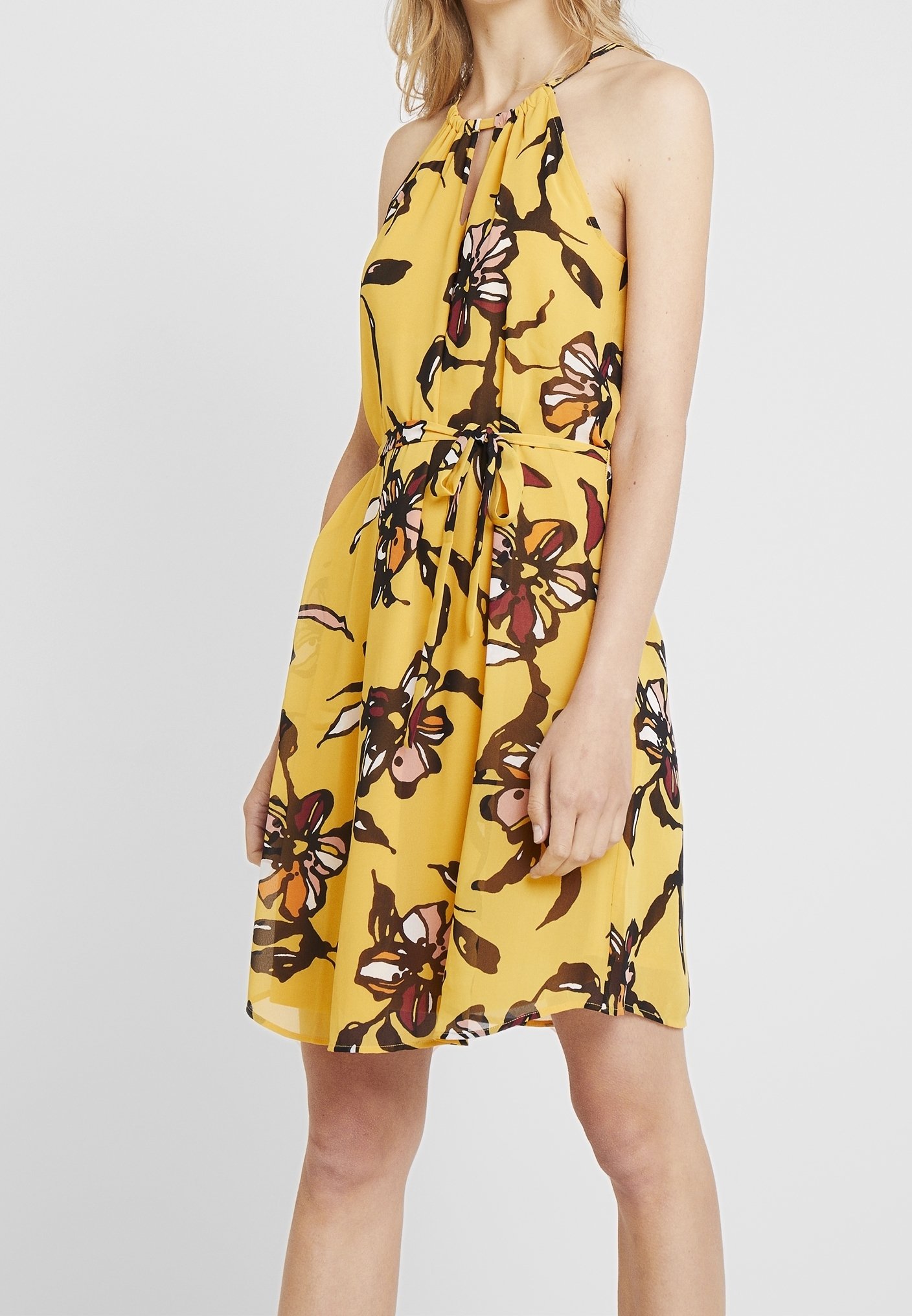 s.Oliver BLACK LABEL Day dress - yellow - (Pre-owned) - Zalando.ie s.Oliver BLACK LABEL Day dress - yellow - (Pre-owned) - Zalando.ie