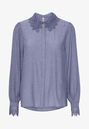 Langärmlige, hellilafarbene Bluse aus strukturiertem Stoff, mit einem Spitzenkragen und detailverzierten Spitzenmanschetten. Knopfverschluss vorne.