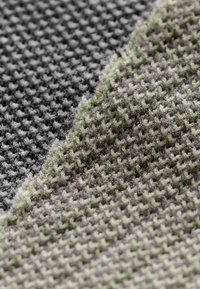 CEP COMPRESSION ULTRALIGHT - Kniestrümpfe - grey lime