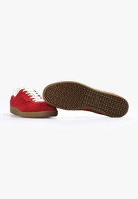 Scalpers MIKO - Zapatillas - red