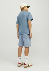 Jack & Jones Junior JJEURBAN EDGE O-NECK NOOS - T-shirt basic - goblin blue