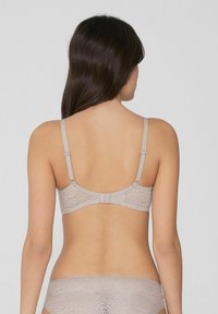 Tezenis PARIS - Balkonová podprsenka - White
