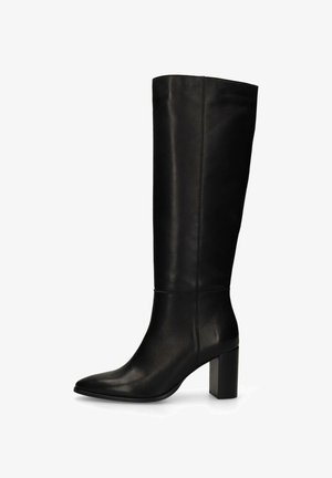 Zwarte leren laarzen tot aan de knie met een spitse neus en een blokhak, met een gladde textuur en een minimalistisch ontwerp. Geen zichtbare hardware of patronen.