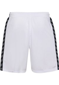 Weiße Sportshorts mit einem schwarzen geometrischen Muster an den Seiten, elastischem Taillenbund und glattem, leichtem Stoff.