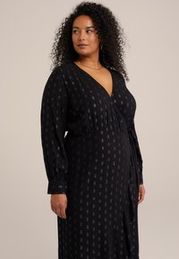 WE Fashion CURVE - Kasdienė suknelė - black