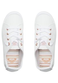 Hvite lær sneakers med roségull øyer, bomullssnører og myk stripete såle med hjerte-logo. Rund tå-design.