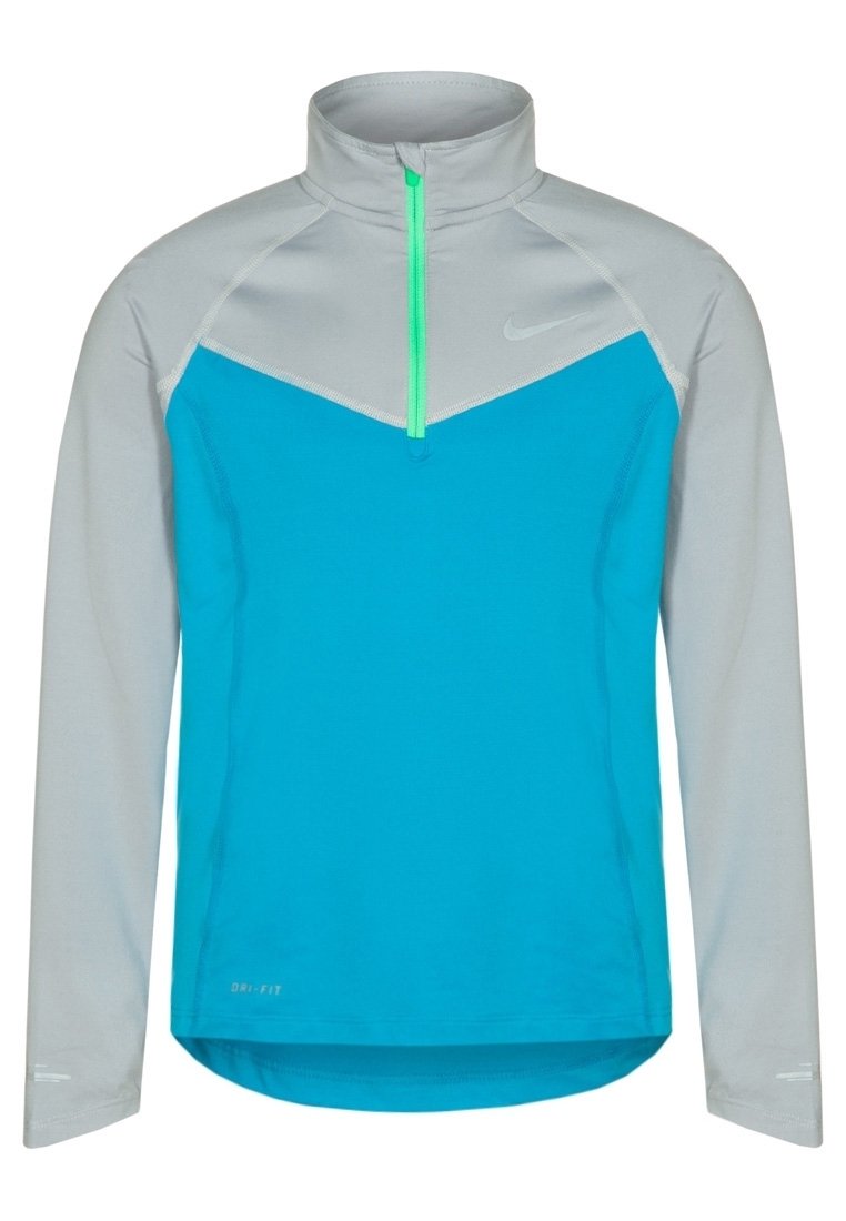 Pulovr Nike Dri-FIT v aqua modré barvě s světle šedými rukávy. Obsahuje límec na půl zip a kontrastní zelený zip. Dlouhé rukávy, atletický střih.
