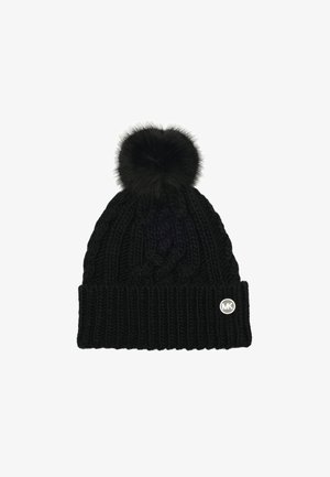 Zwarte gebreide beanie met een dikke geribbelde band, voorzien van een faux fur pompon bovenop en een klein metalen MK-logo op de zijkant.
