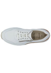White leather sneaker featuring a lace-up design and a side zipper. Textured accents and a light brown sole. Labeled interior.