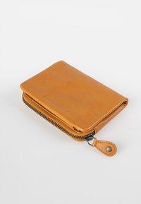 Aunts & Uncles CHERRY - Wallet - summer glow