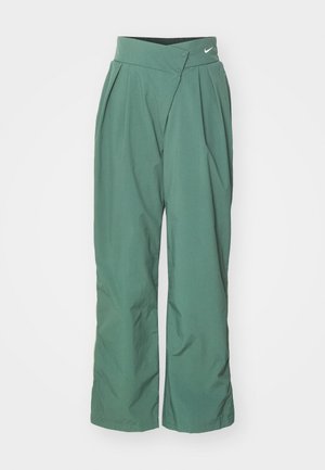 Nike Sportswear TROUSER - Püksid - vintage green/light army