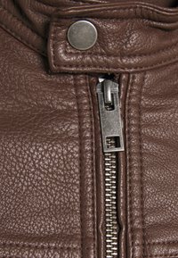Jack & Jones JJEROCKY JACKET - Jakna od umjetne kože - chocolate fondant