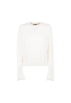 - Sweter