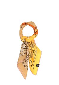 Svila marama u žutoj i smeđoj boji sa paisley uzorkom u crnoj i bijeloj boji, s ružičastim obrubom i logotip oznakom sa strane.