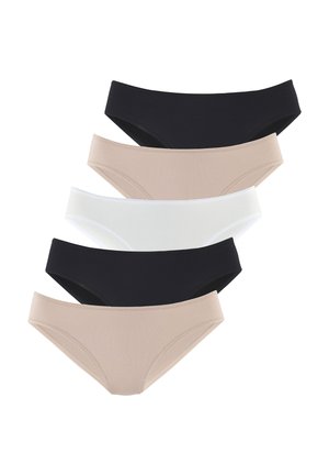 Ein Set aus fünf Panties in Schwarz, Beige und Weiß, gefertigt aus einem glatten, dehnbaren Stoff mit tief sitzendem Design und nahtlosem Finish.