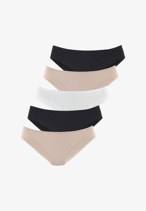 Ein Set aus fünf Panties in Schwarz, Beige und Weiß, gefertigt aus einem glatten, dehnbaren Stoff mit tief sitzendem Design und nahtlosem Finish.