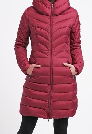 Daunenmantel - berry