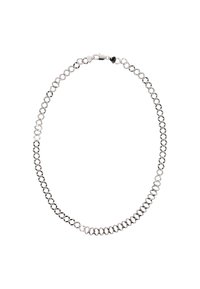 Ezüst fém lánc nyaklánc, amely ovális csatokkal rendelkezik, váltakozó formákkal, kapoccsal és sima, fényes felülettel.