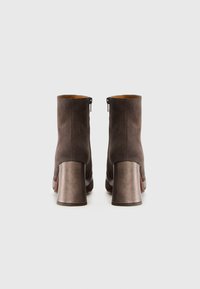 Chie Mihara LUDRIK - Bottines à talons hauts - pak iron/granito