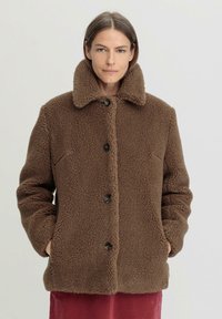 hessnatur Winterjas - camel