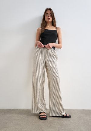 Topshop ALFRIDA - Débardeur - black