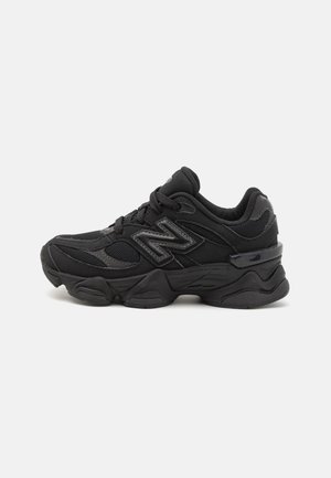 9060 - Scarpe primi passi - black
