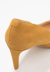 Clarks Escarpins - cognac