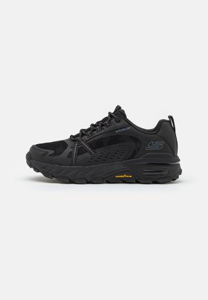 Skechers MAX PROTECT - Sapatilhas - schwarz