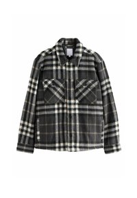 Chaqueta de franela a cuadros en gris oscuro y blanco, con dos bolsillos en el pecho, cierre de botones y un diseño de cuello clásico.