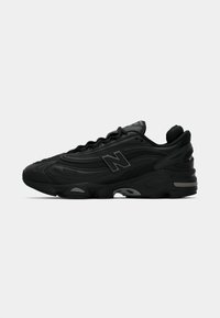 1000 UNISEX - Sneakers laag - black