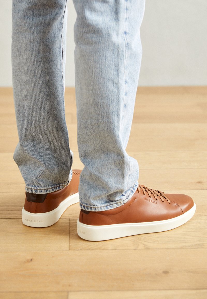 chinese dress ladies Men's Grand Crosscourt Traveler Trainers – Cole Haan UK main image 0