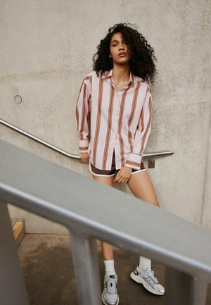 Next, OVERSIZED POPLIN BOYFRIEND SHIRT - Skjortebluser - pink and red stripe